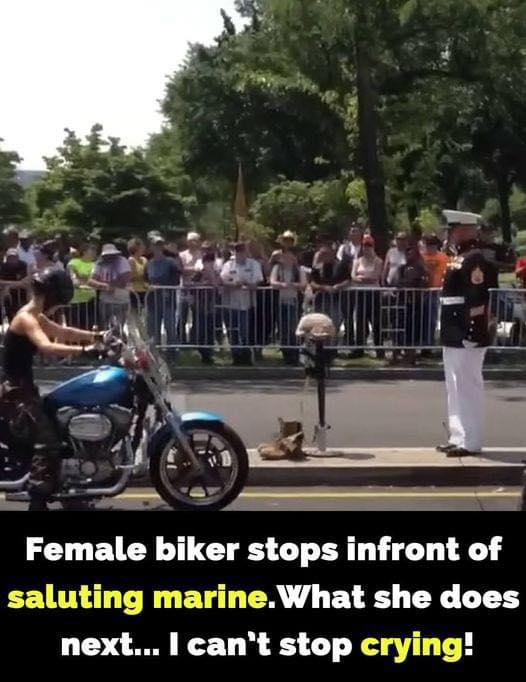 Female biker’s gesture at Rolling Thunder makes people clap